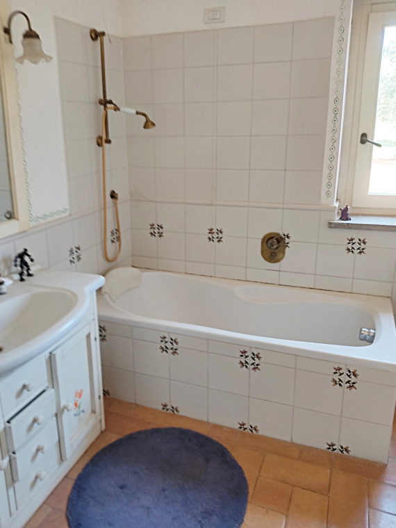 15 bagno uno (FILEminimizer).jpg